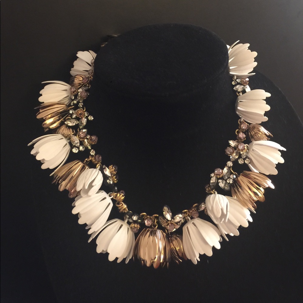 J Crew White & Gold tulip necklace